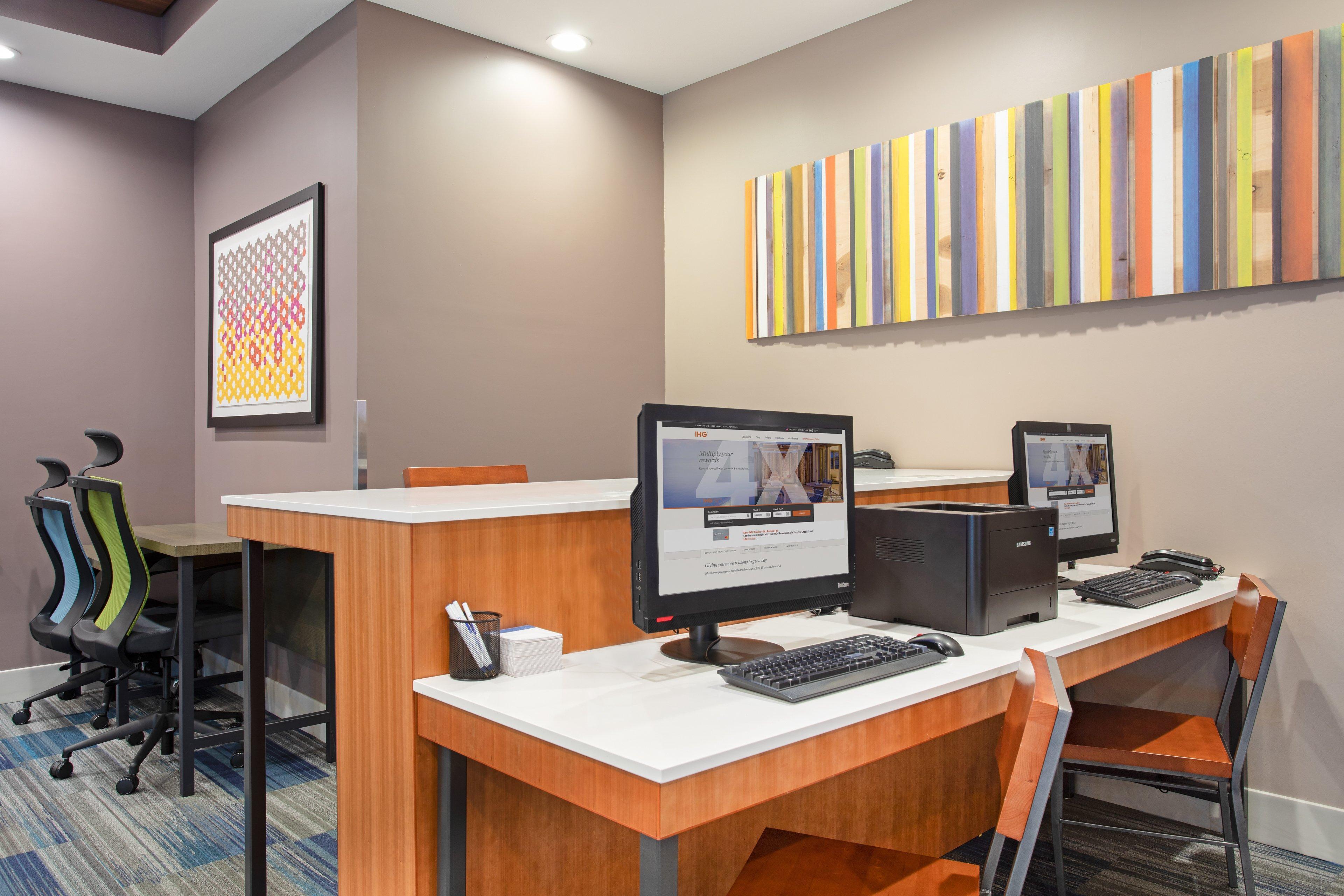 Holiday Inn Express Ontario By Ihg Creekside Εξωτερικό φωτογραφία