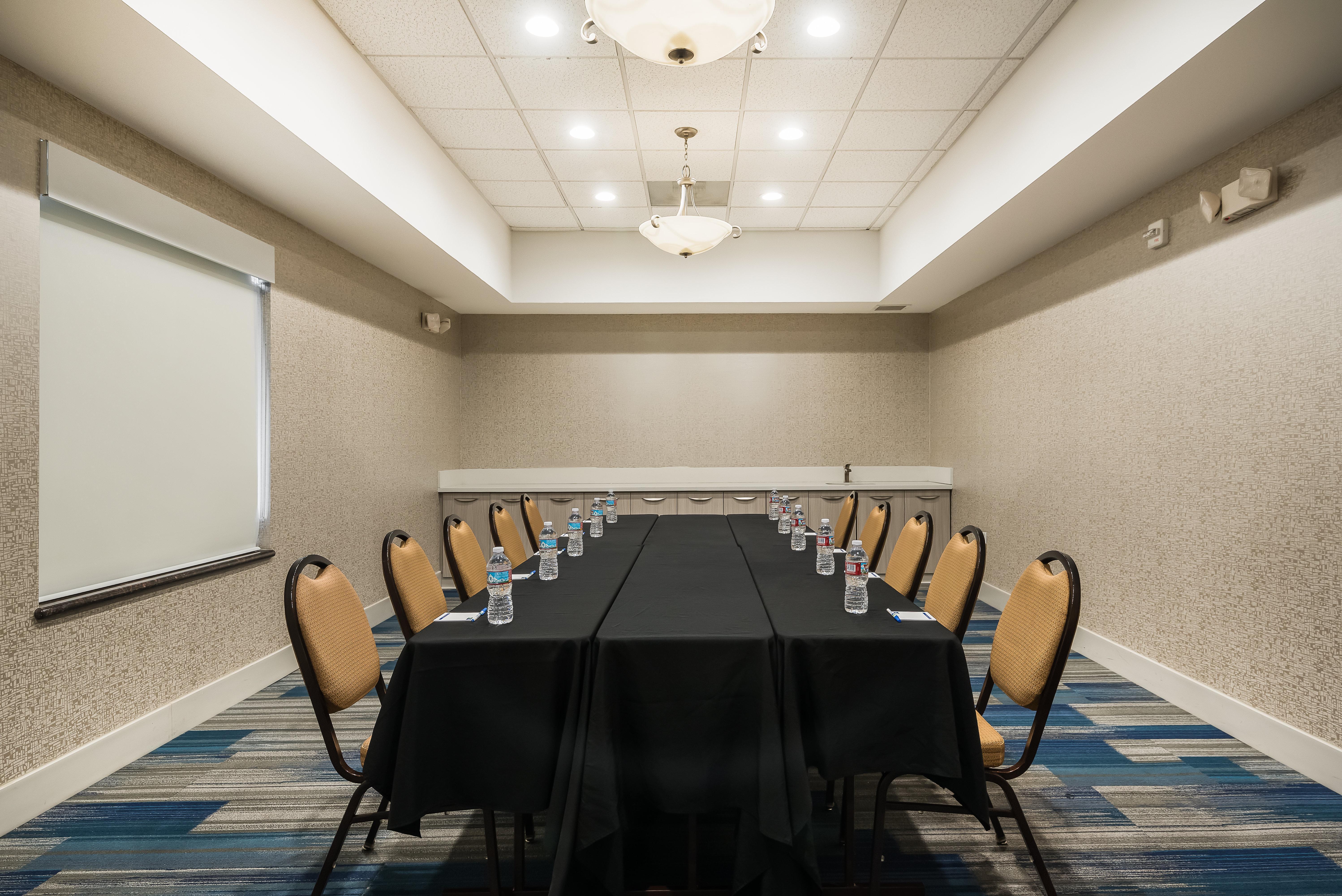 Holiday Inn Express Ontario By Ihg Creekside Εξωτερικό φωτογραφία