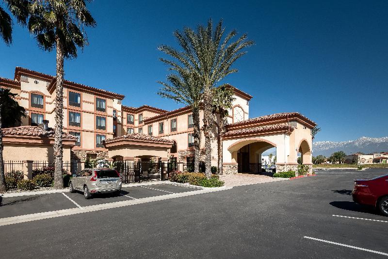 Holiday Inn Express Ontario By Ihg Creekside Εξωτερικό φωτογραφία