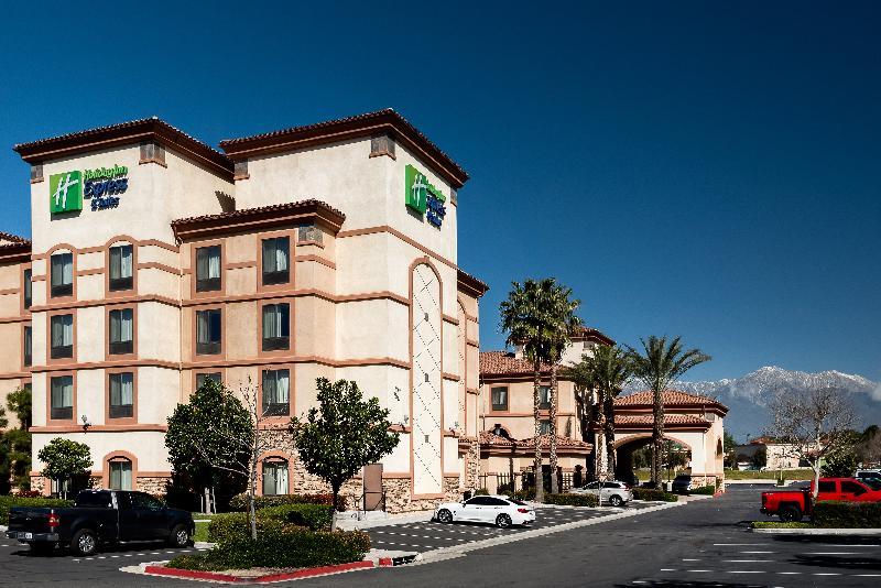 Holiday Inn Express Ontario By Ihg Creekside Εξωτερικό φωτογραφία